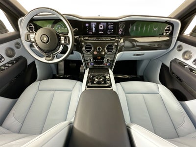 2026 Rolls-Royce Black Badge Cullinan Base