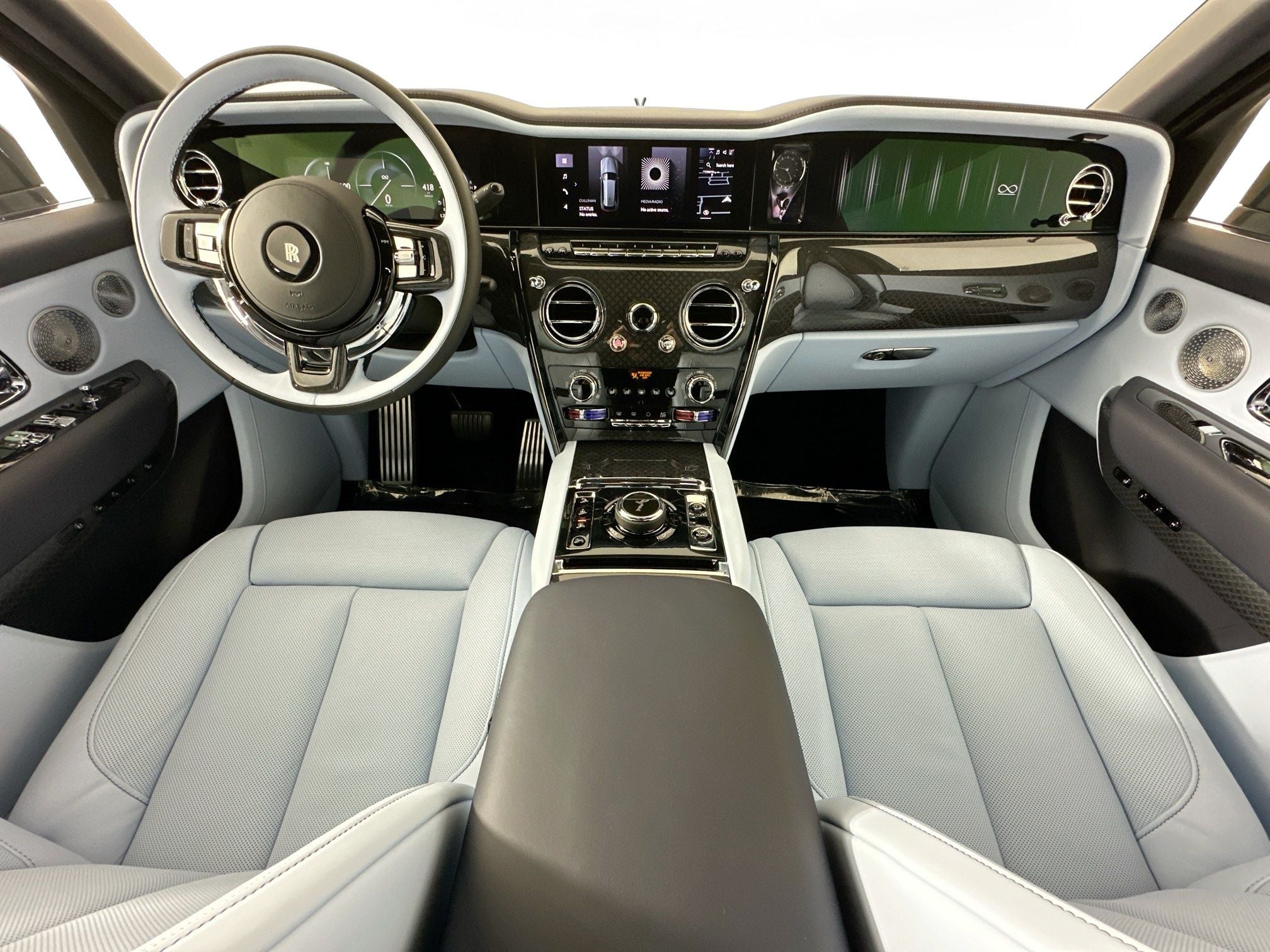 2026 Rolls-Royce Black Badge Cullinan Base