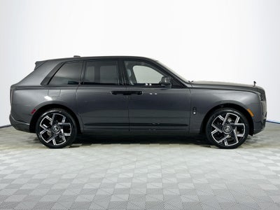 2026 Rolls-Royce Black Badge Cullinan Base