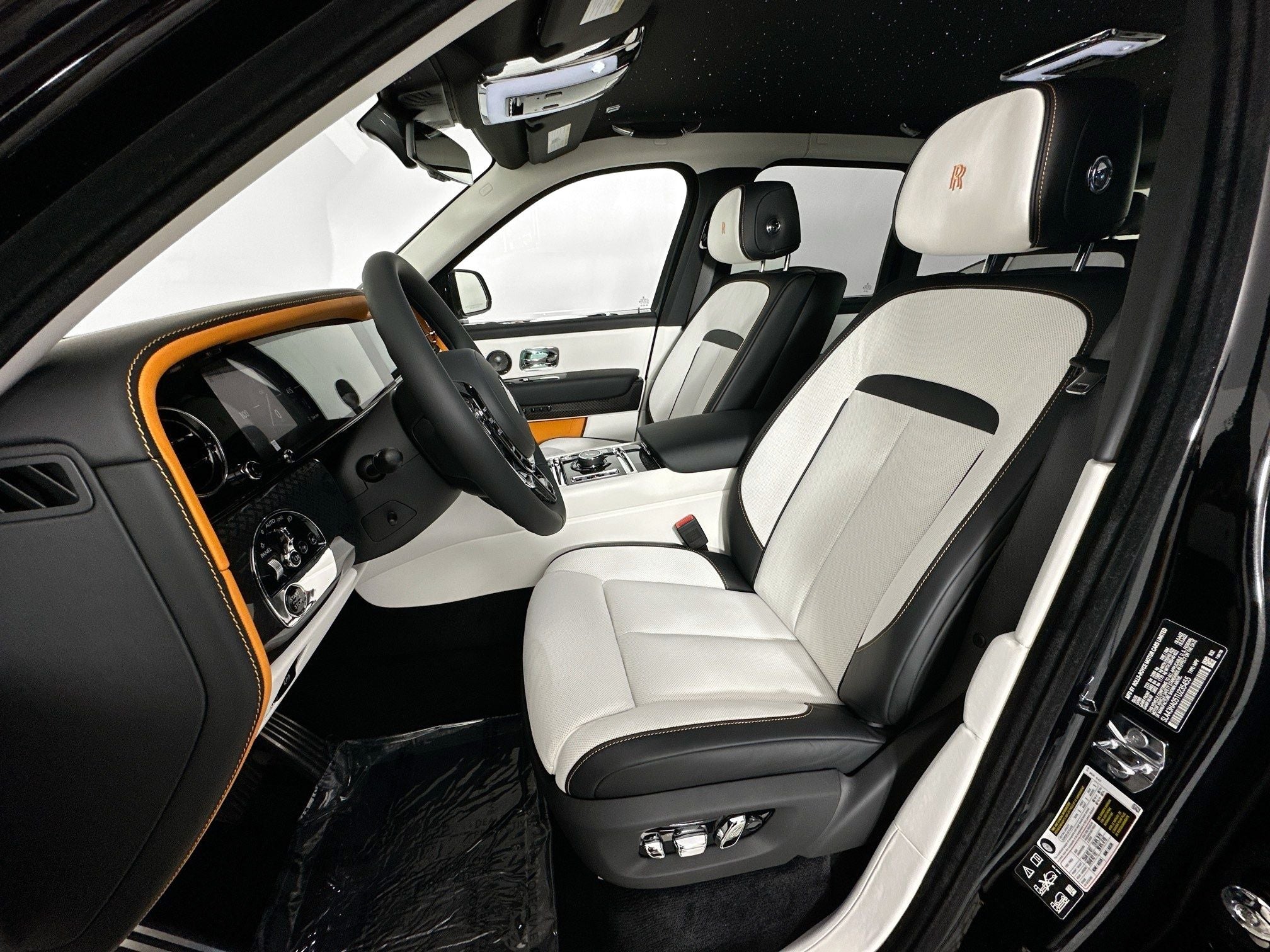 2026 Rolls-Royce Black Badge Cullinan Base