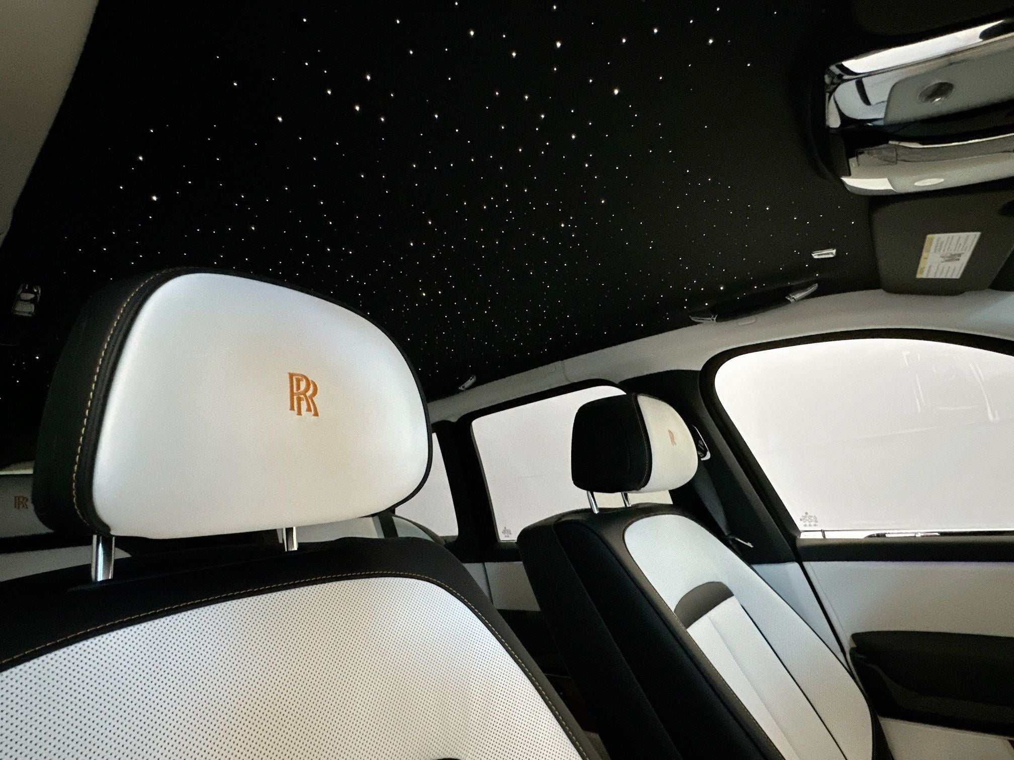 2026 Rolls-Royce Black Badge Cullinan Base