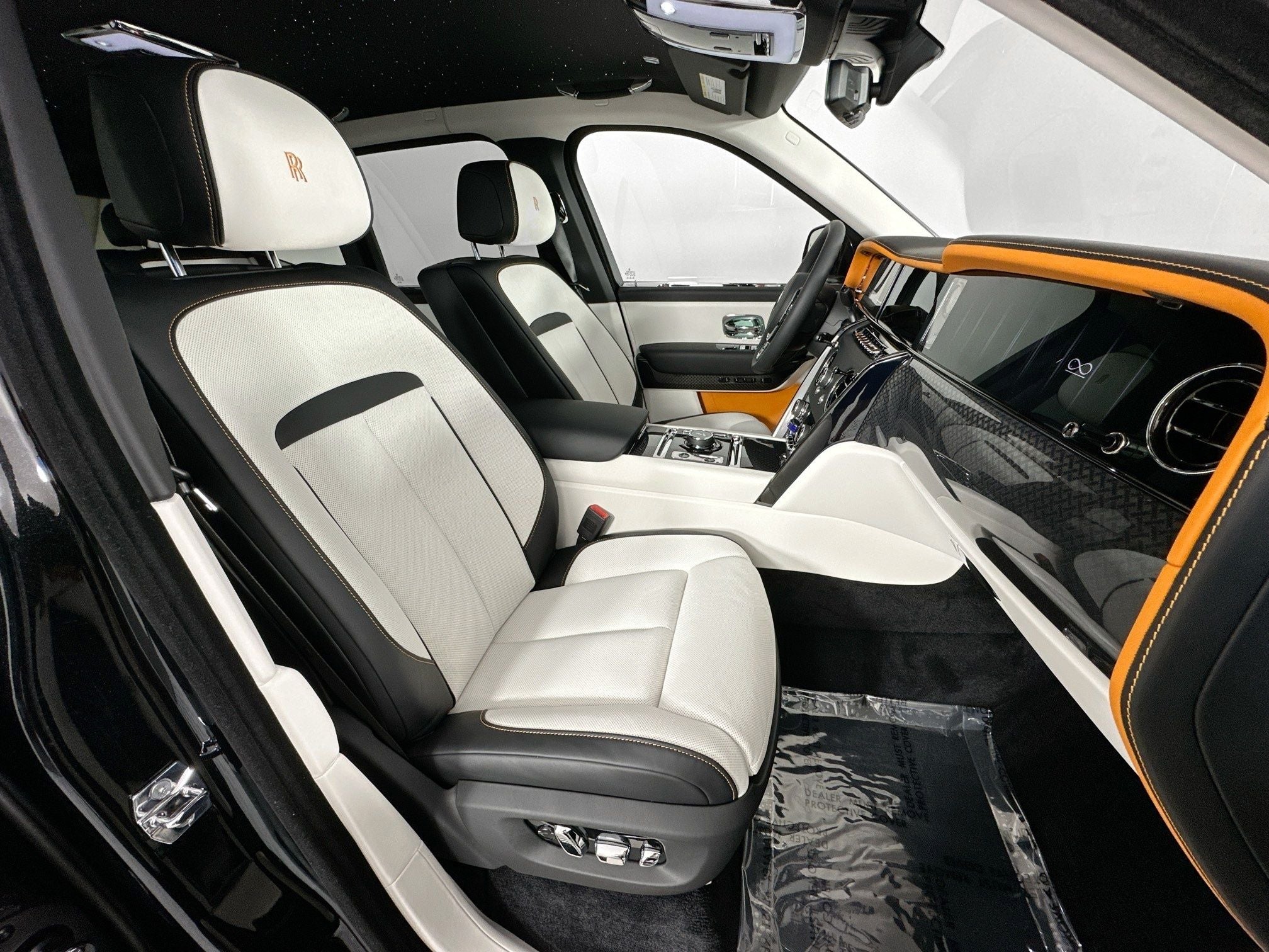 2026 Rolls-Royce Black Badge Cullinan Base