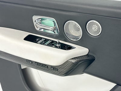 2023 Rolls-Royce Black Badge Cullinan Base