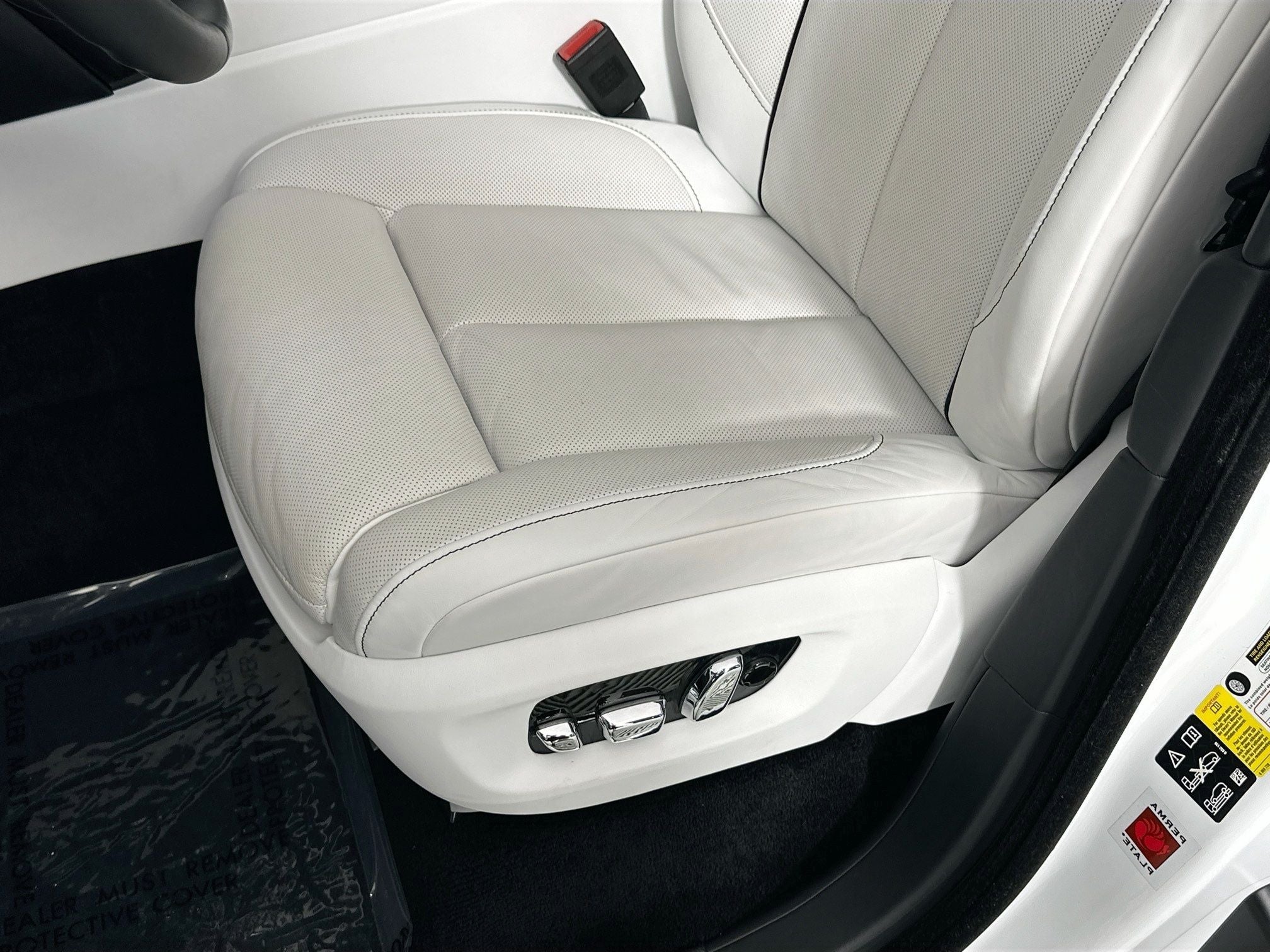 2023 Rolls-Royce Black Badge Cullinan Base