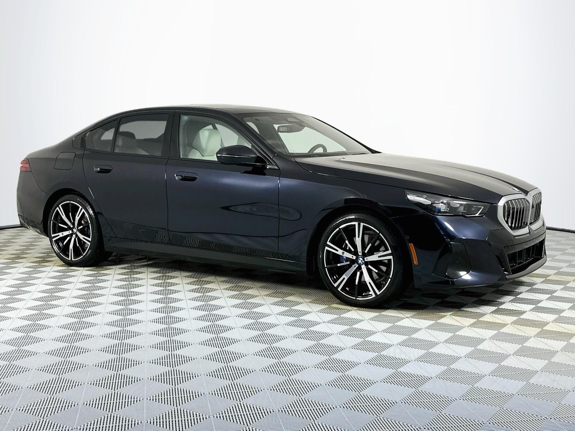 2025 BMW 5 Series 530i M Sport Package