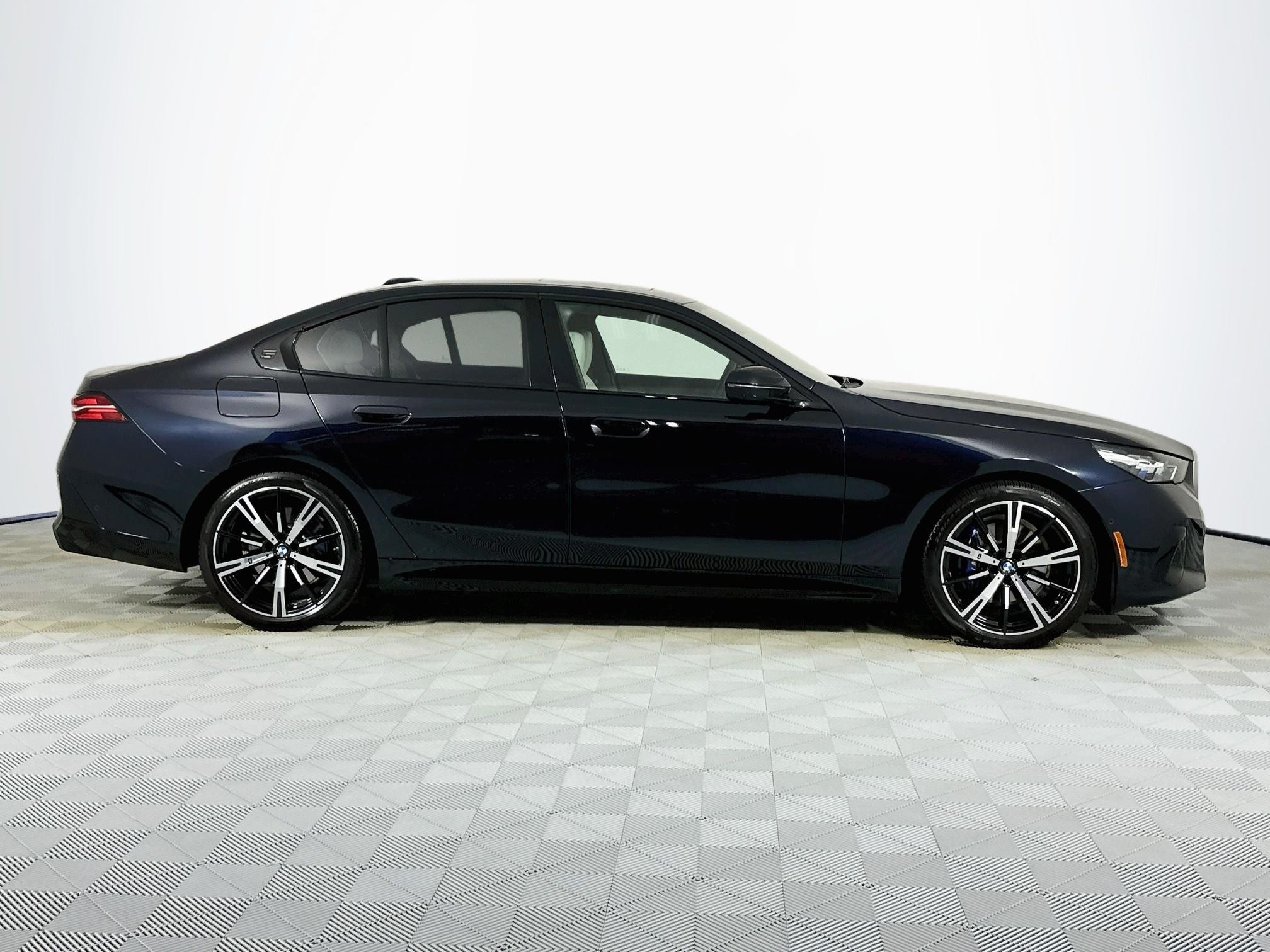 2025 BMW 5 Series 530i M Sport Package