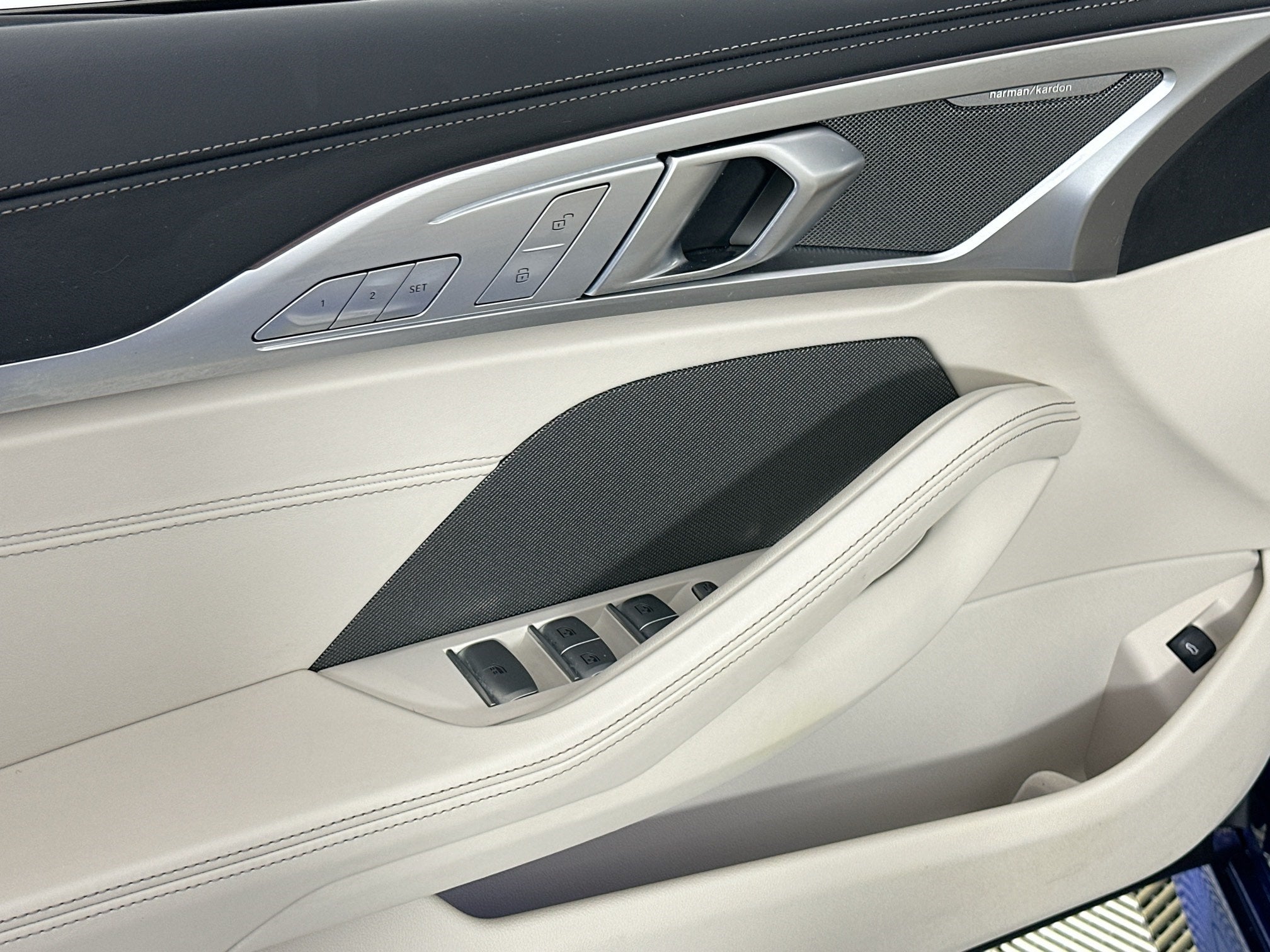 2024 BMW 8 Series 840i Convertible