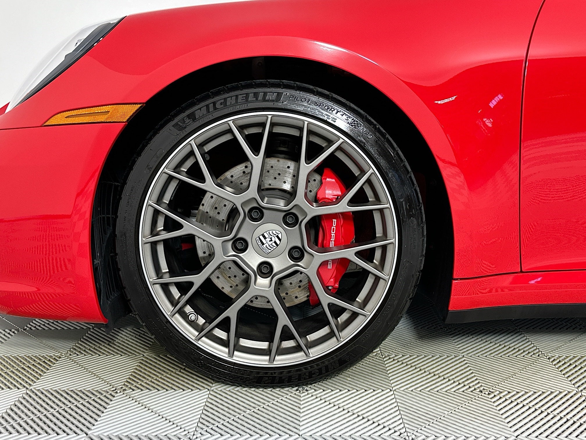 2023 Porsche 911 Carrera S