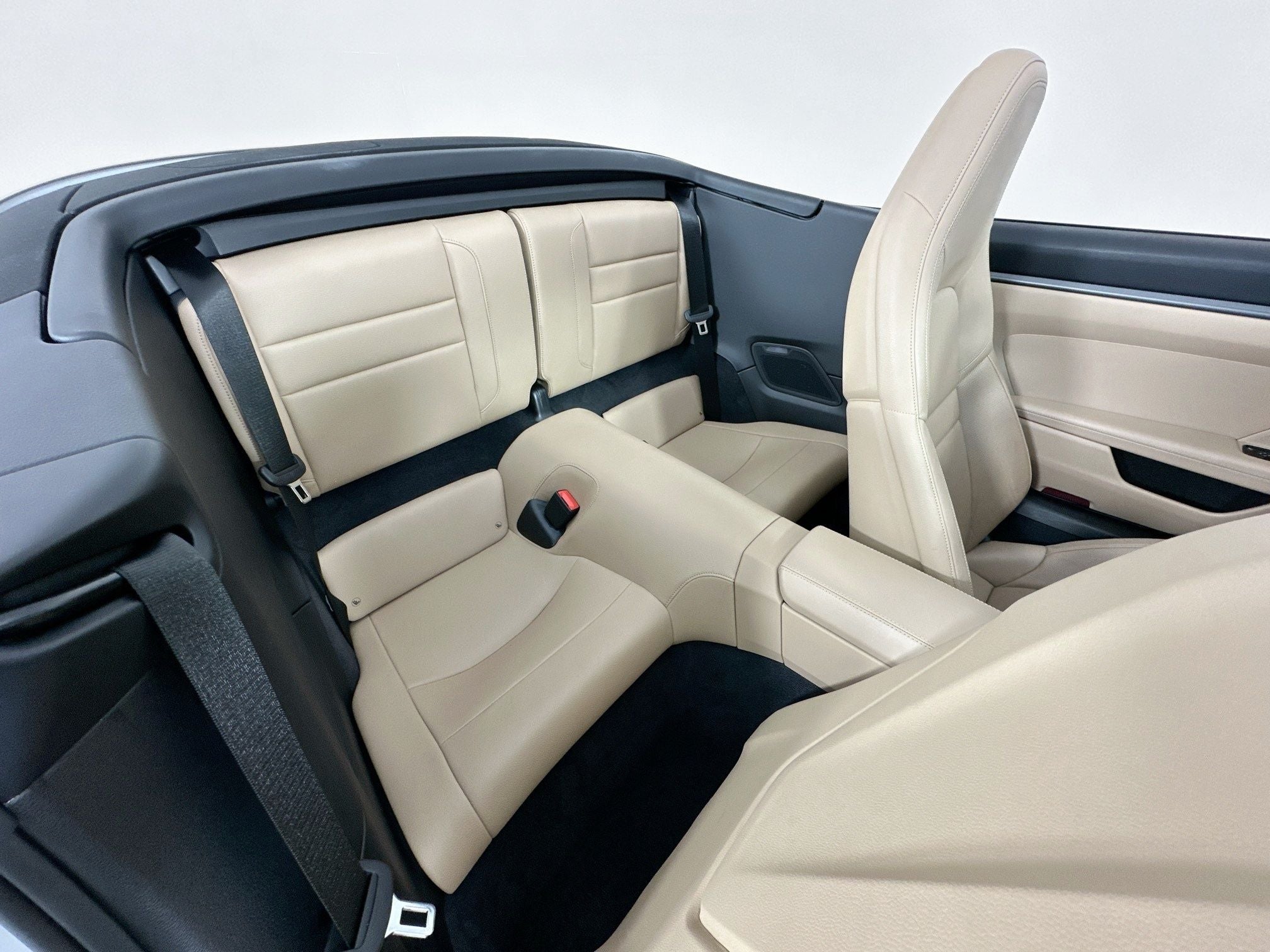 2022 Porsche 911 Carrera