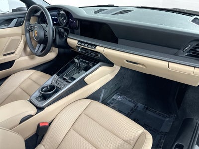 2022 Porsche 911 Carrera