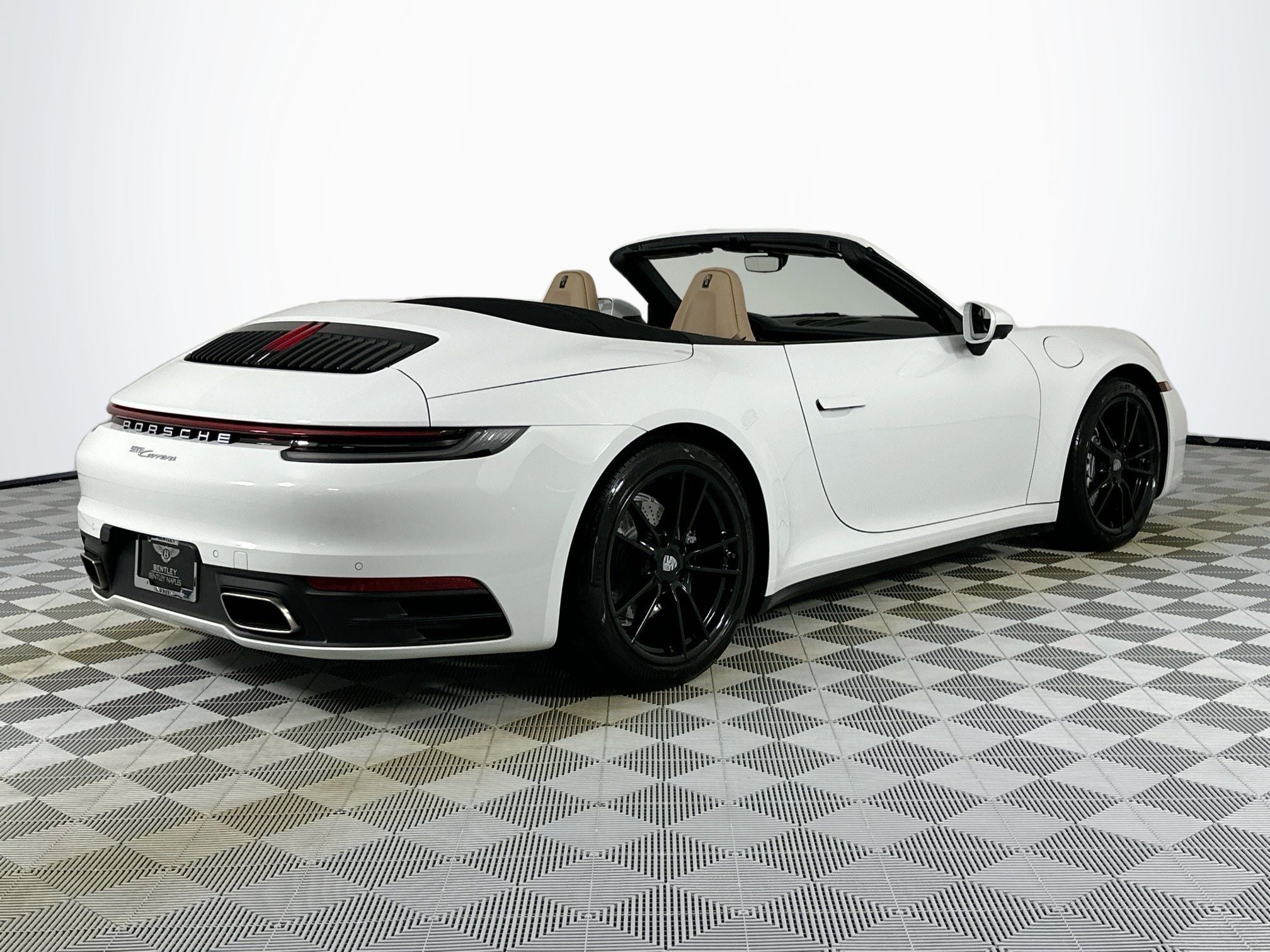 2022 Porsche 911 Carrera