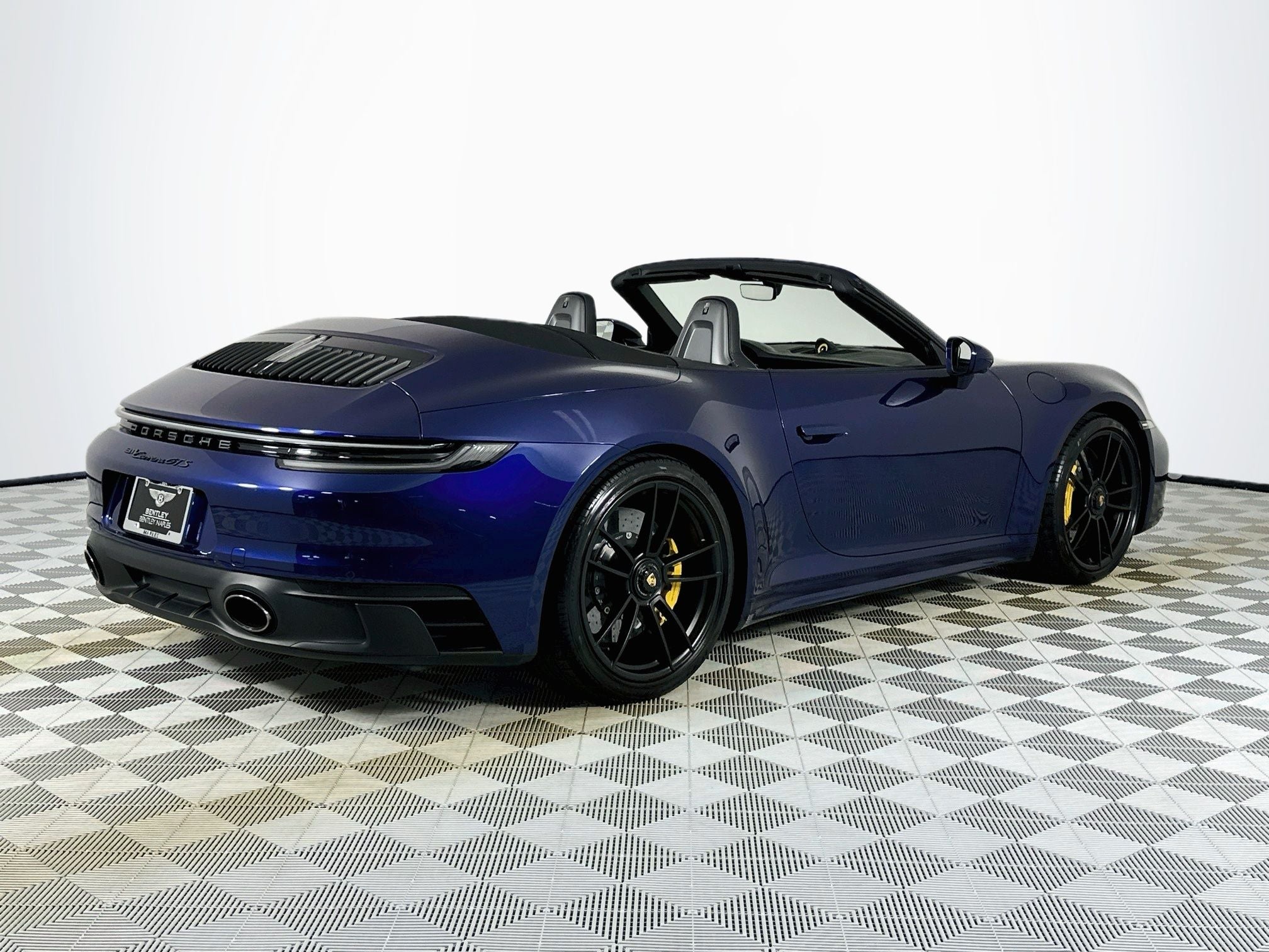 2022 Porsche 911 Carrera GTS PCCB