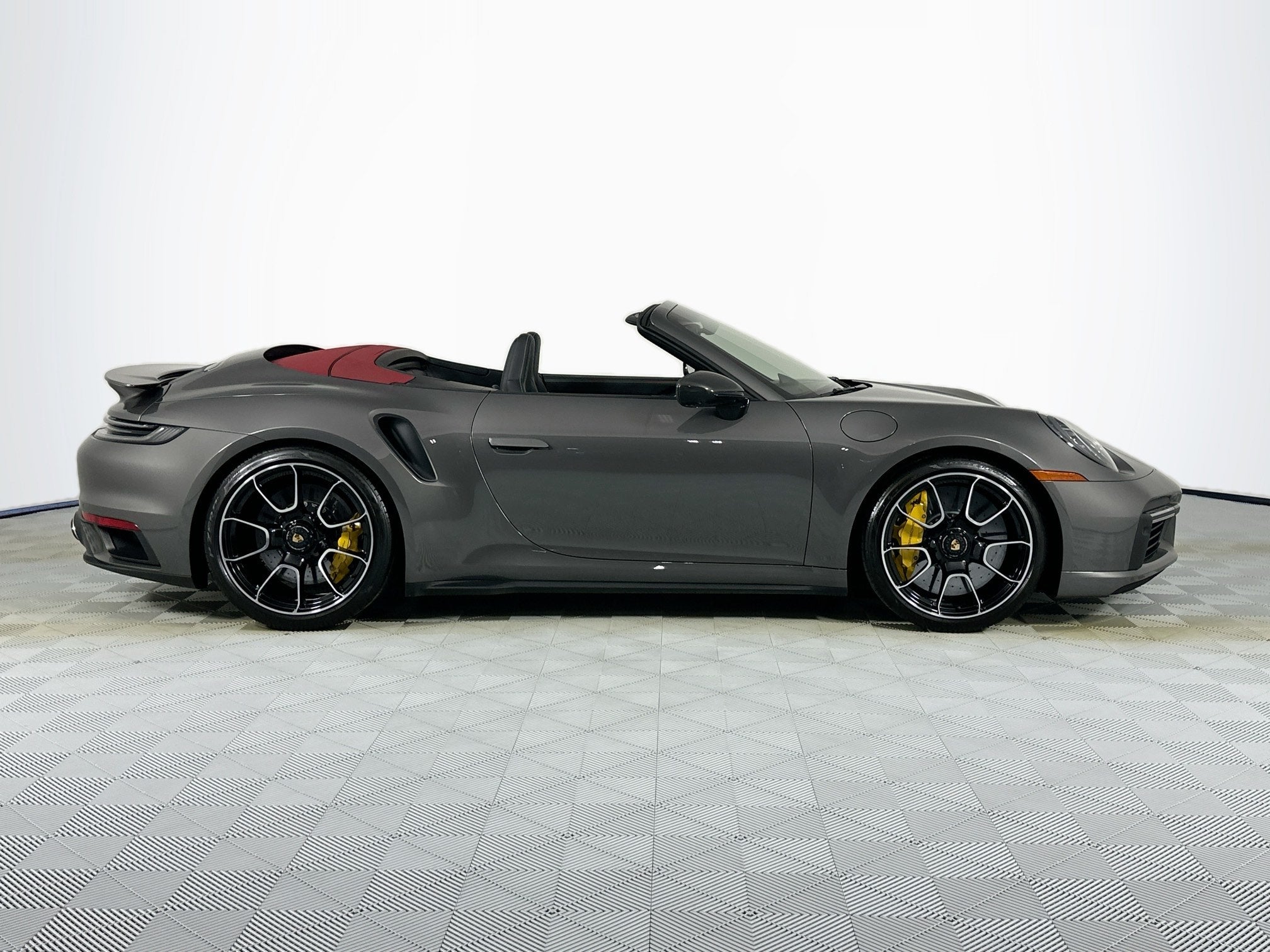 2022 Porsche 911 Turbo Cabriolet