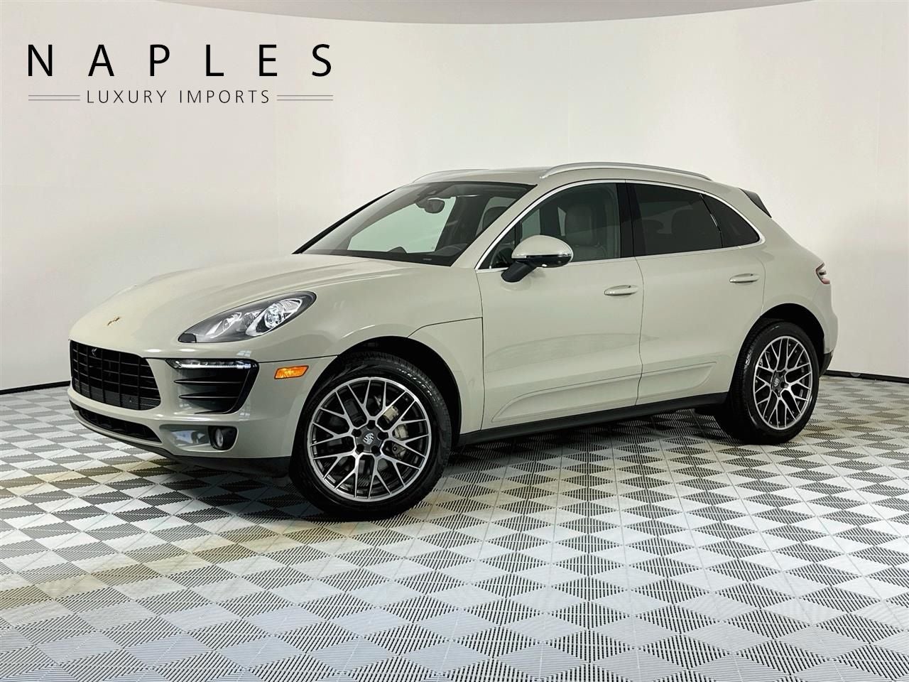 2018 Porsche Macan S's photo