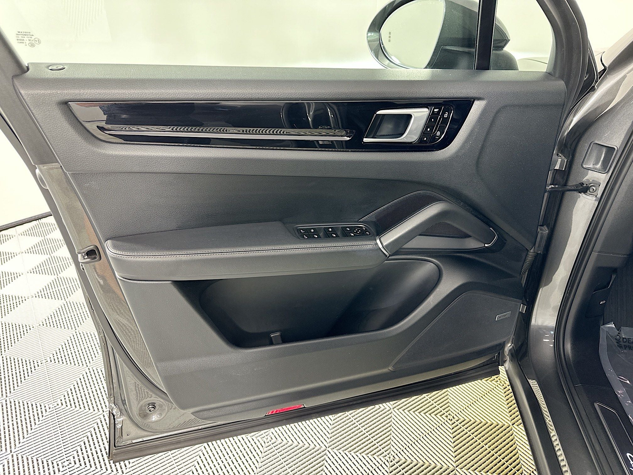 2019 Porsche Cayenne S