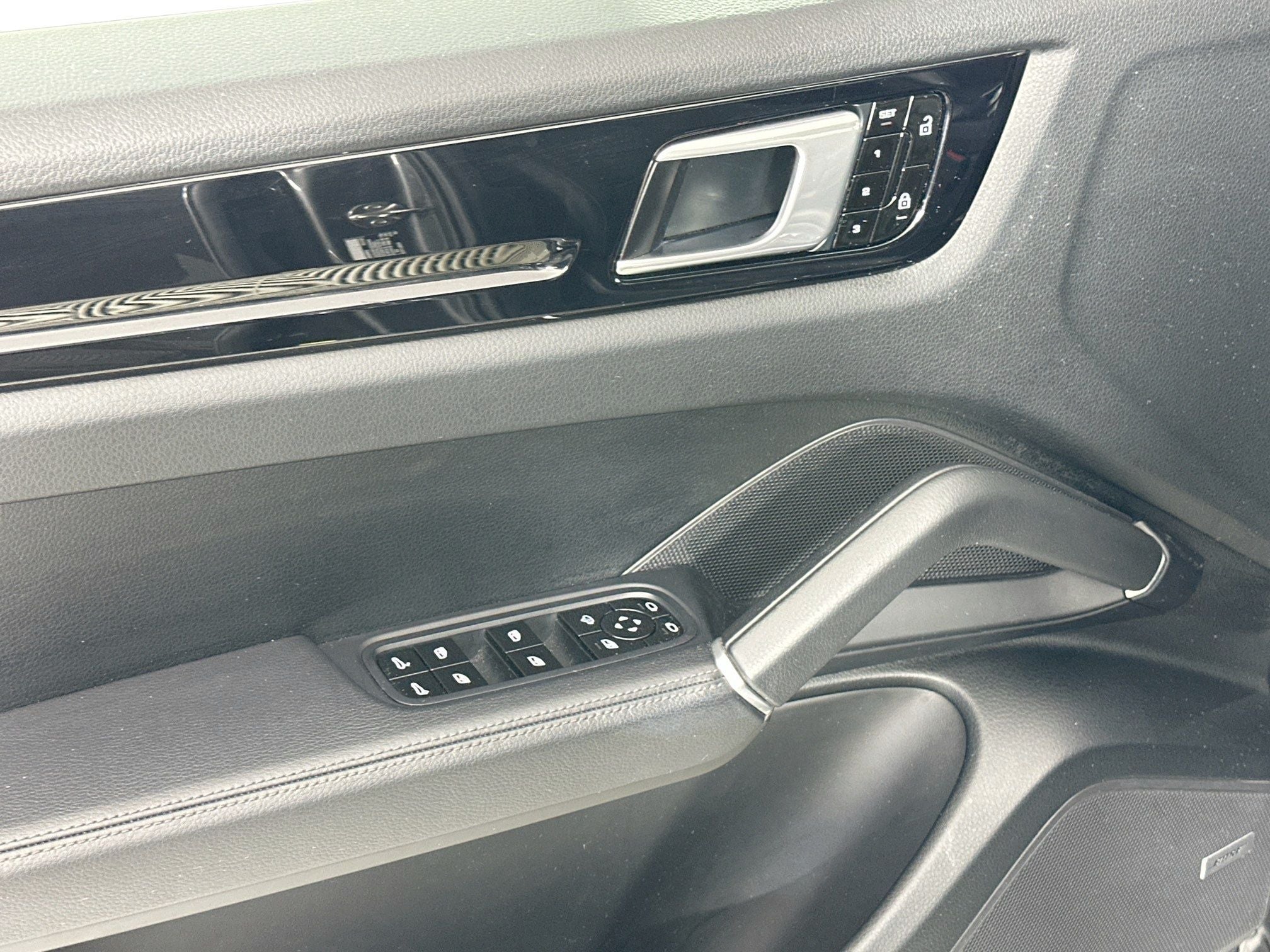 2019 Porsche Cayenne S