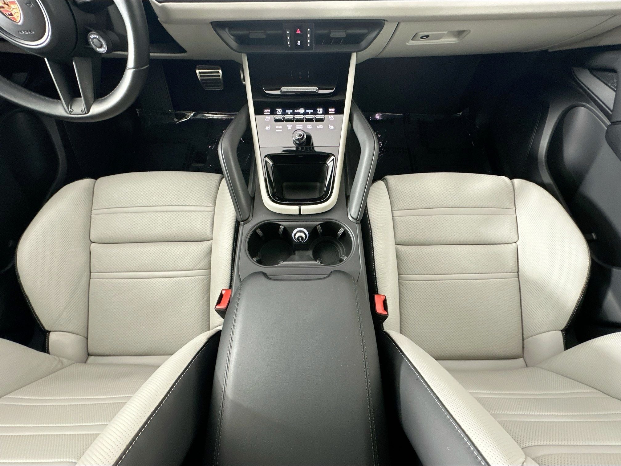2025 Porsche Cayenne GTS