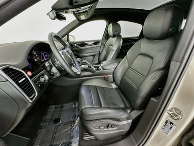 2023 Porsche Cayenne Coupe Base