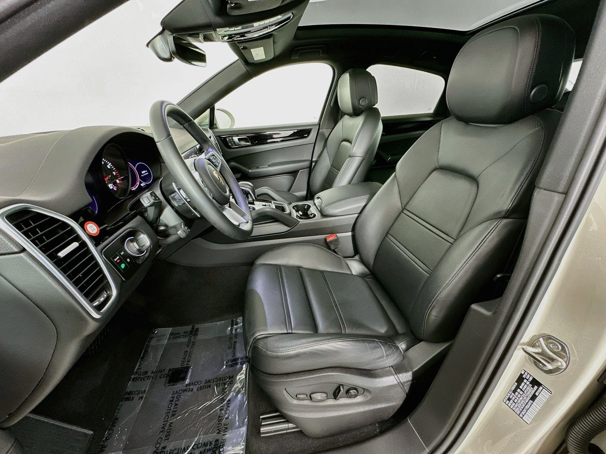 2023 Porsche Cayenne Coupe Base