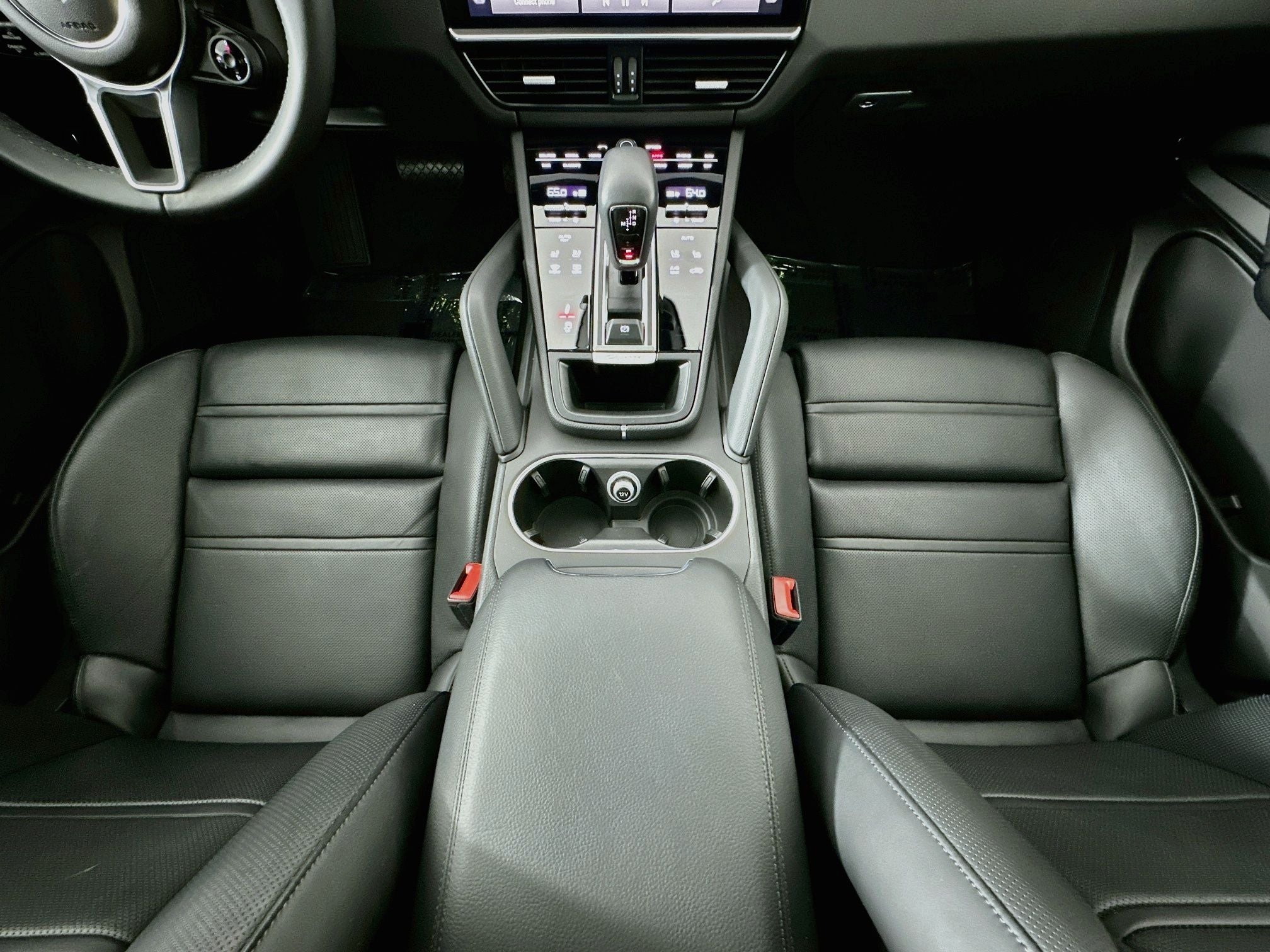 2023 Porsche Cayenne Coupe Base