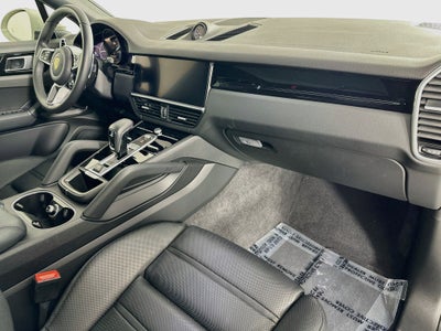 2023 Porsche Cayenne Coupe Base
