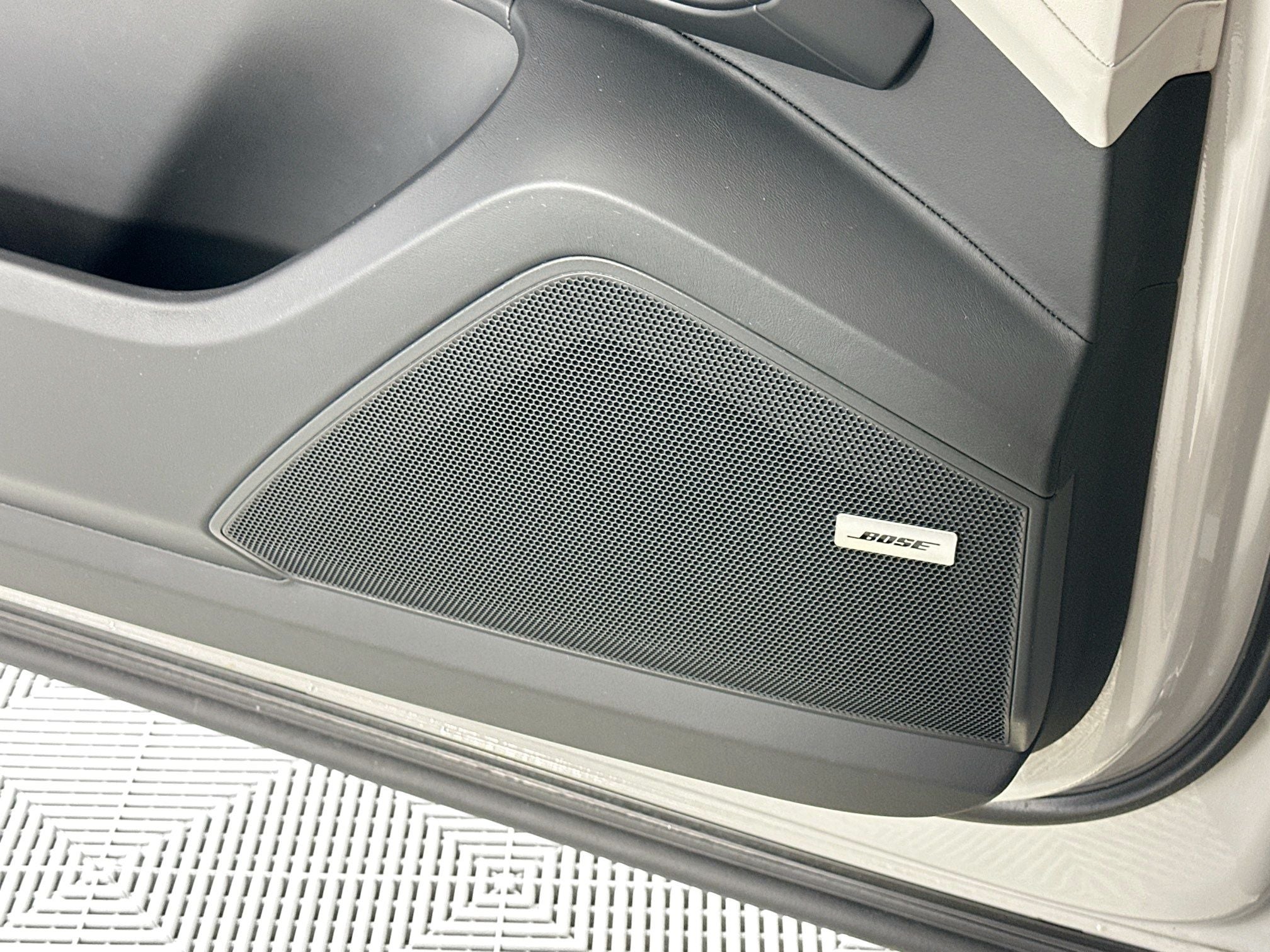 2024 Porsche Cayenne Coupe Base