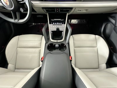 2024 Porsche Cayenne Coupe Base