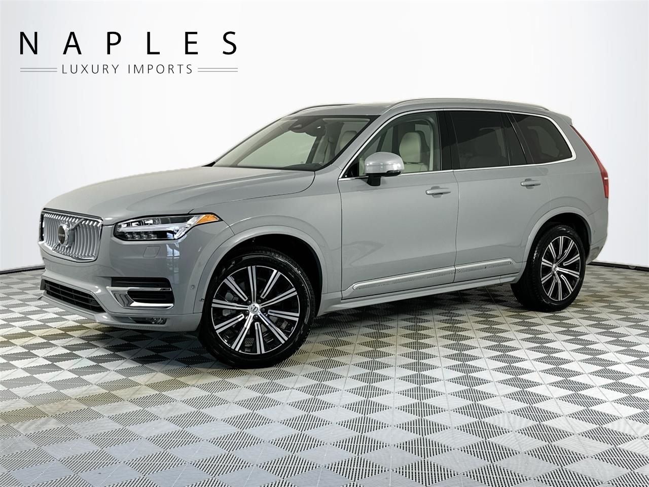 2025 Volvo XC90 B6 Plus Bright 7-Seater 4WD's photo
