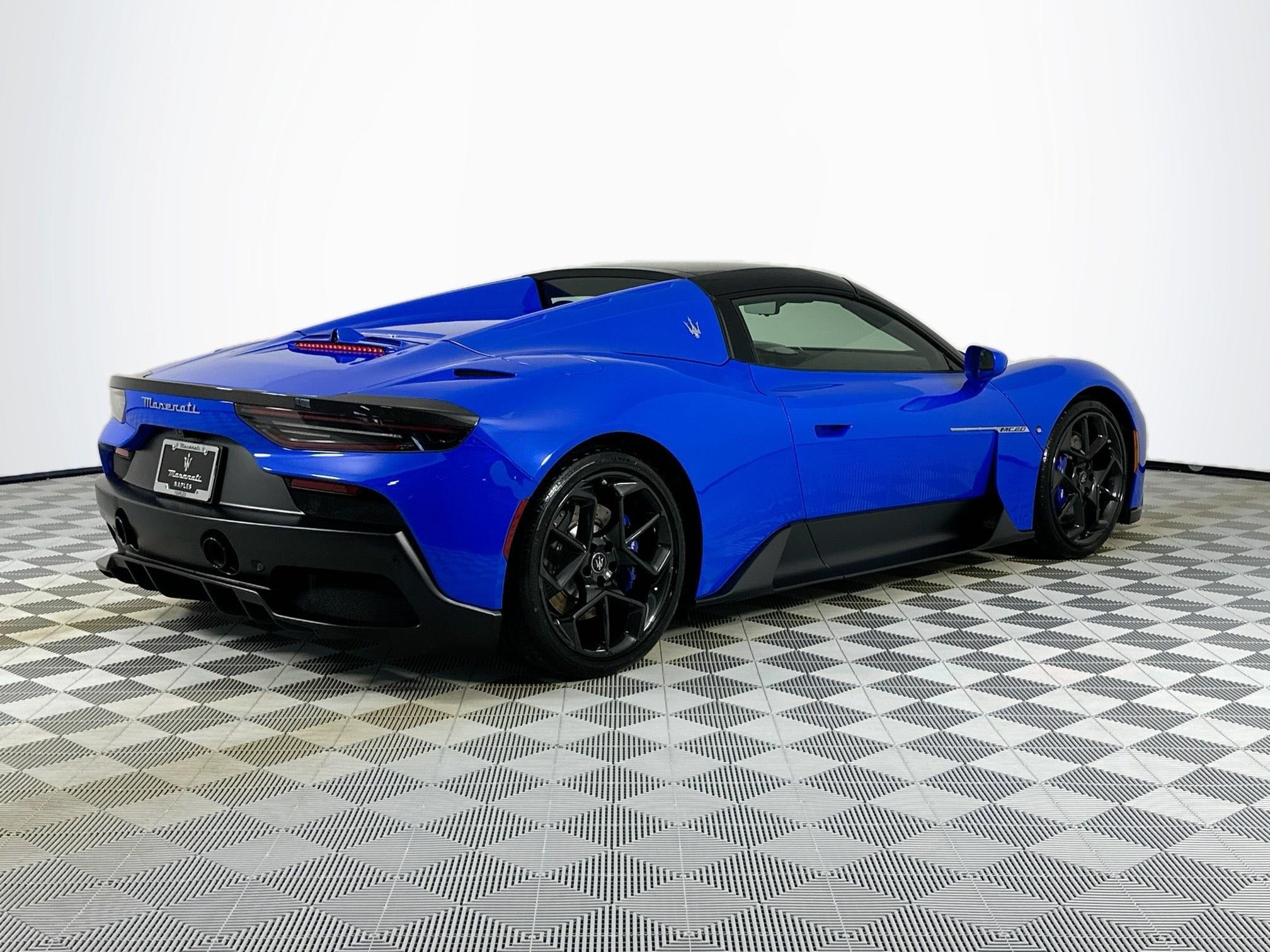 2023 Maserati MC20 Cielo