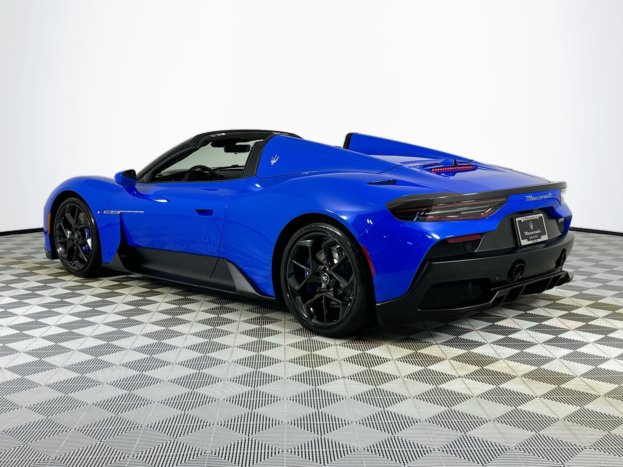 2023 Maserati MC20 Cielo