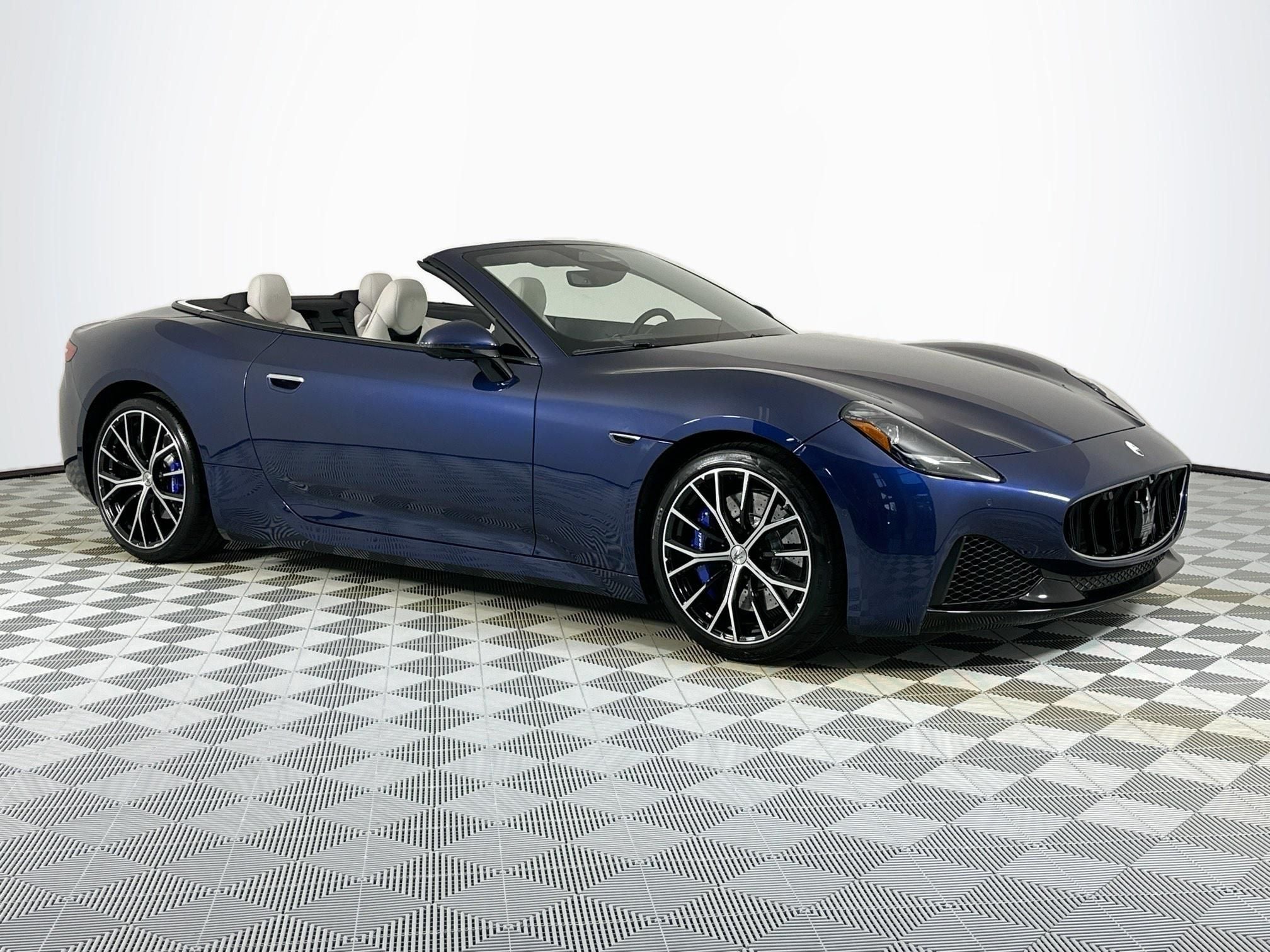 2026 Maserati GranCabrio 