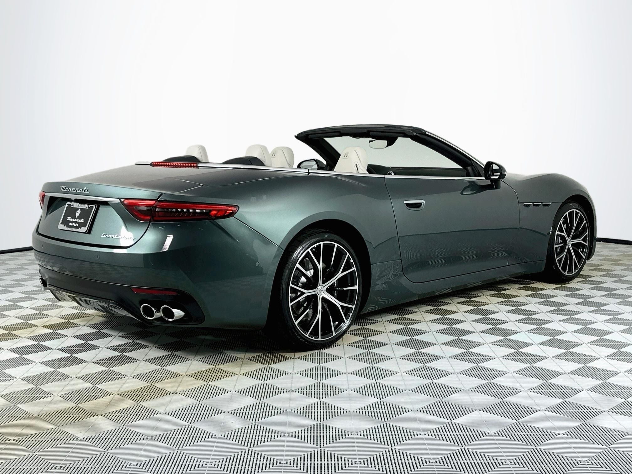 2026 Maserati GranCabrio 