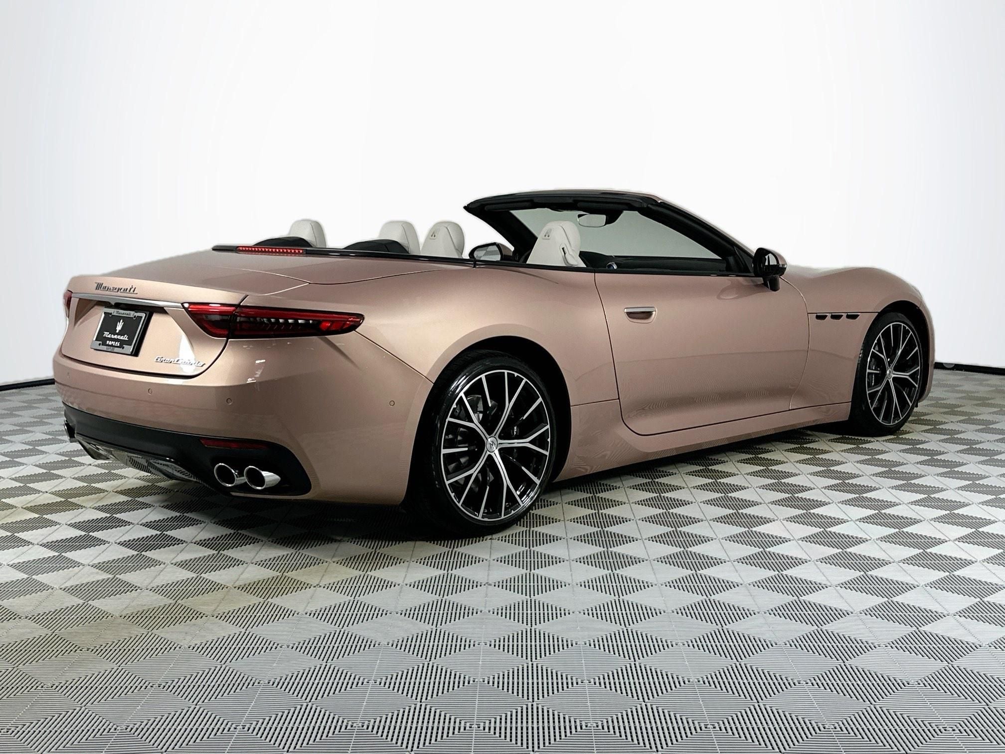 2026 Maserati GranCabrio 