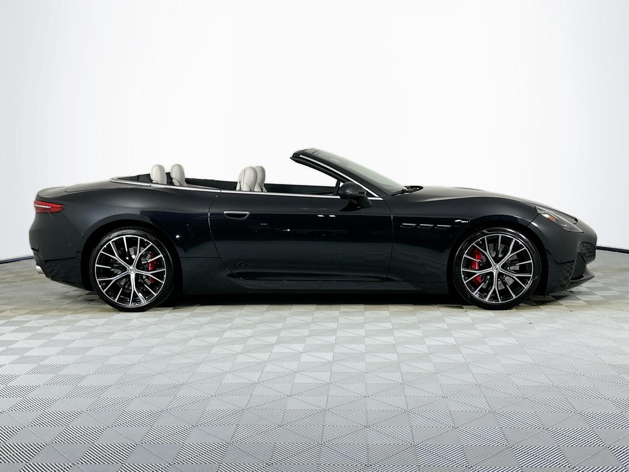 2026 Maserati GranCabrio 