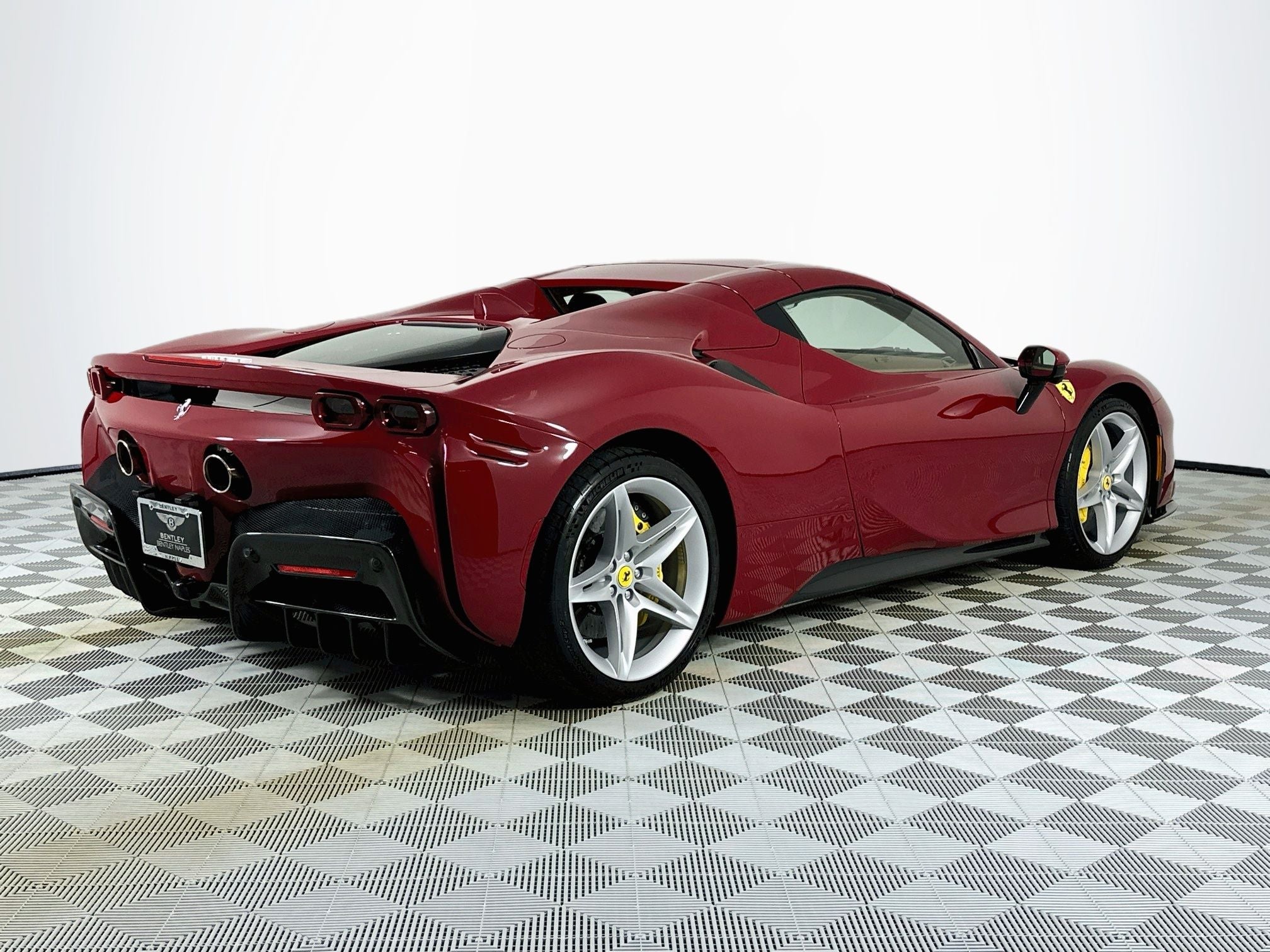 2023 Ferrari SF90 Spider Base