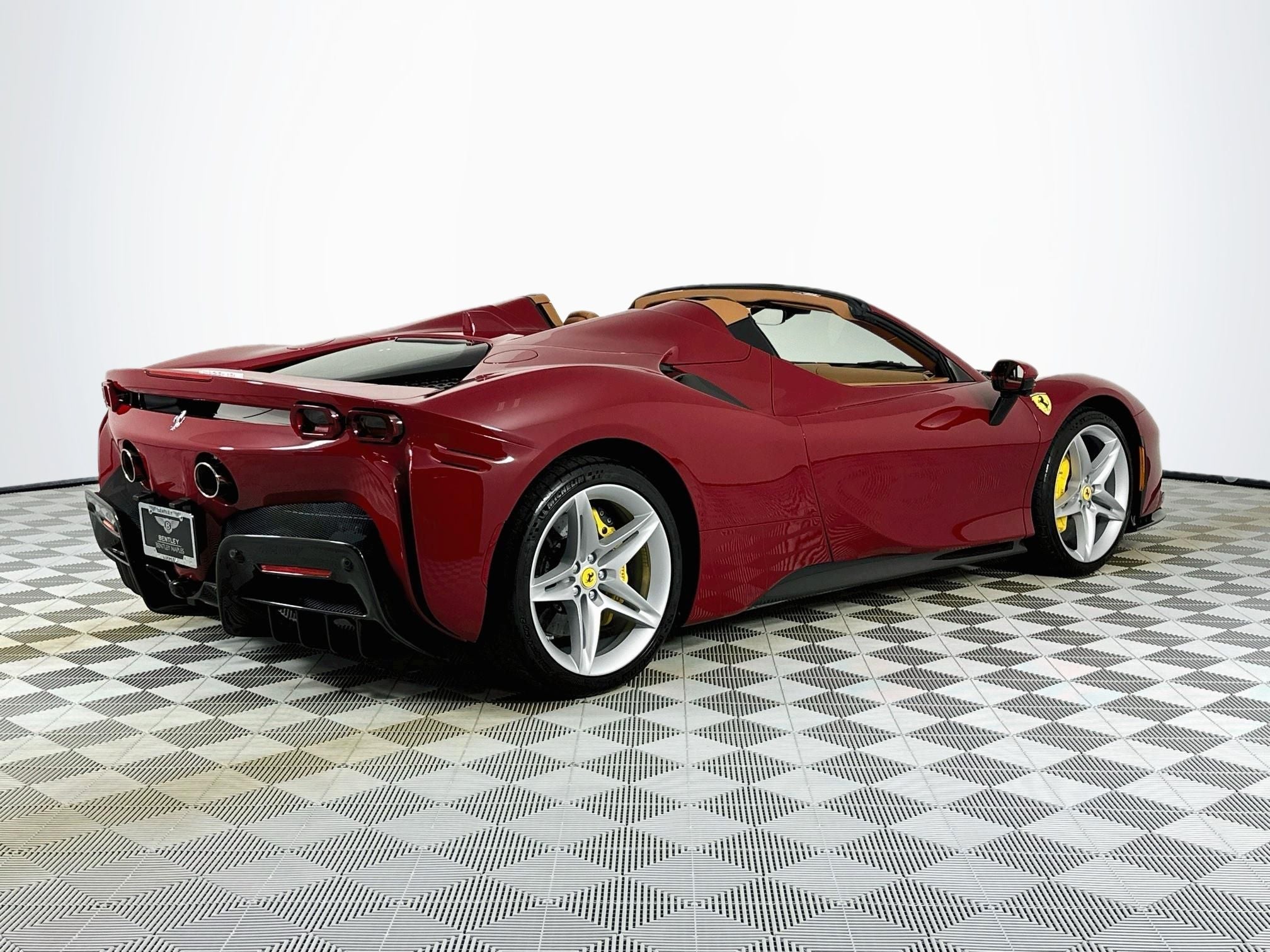 2023 Ferrari SF90 Spider Base
