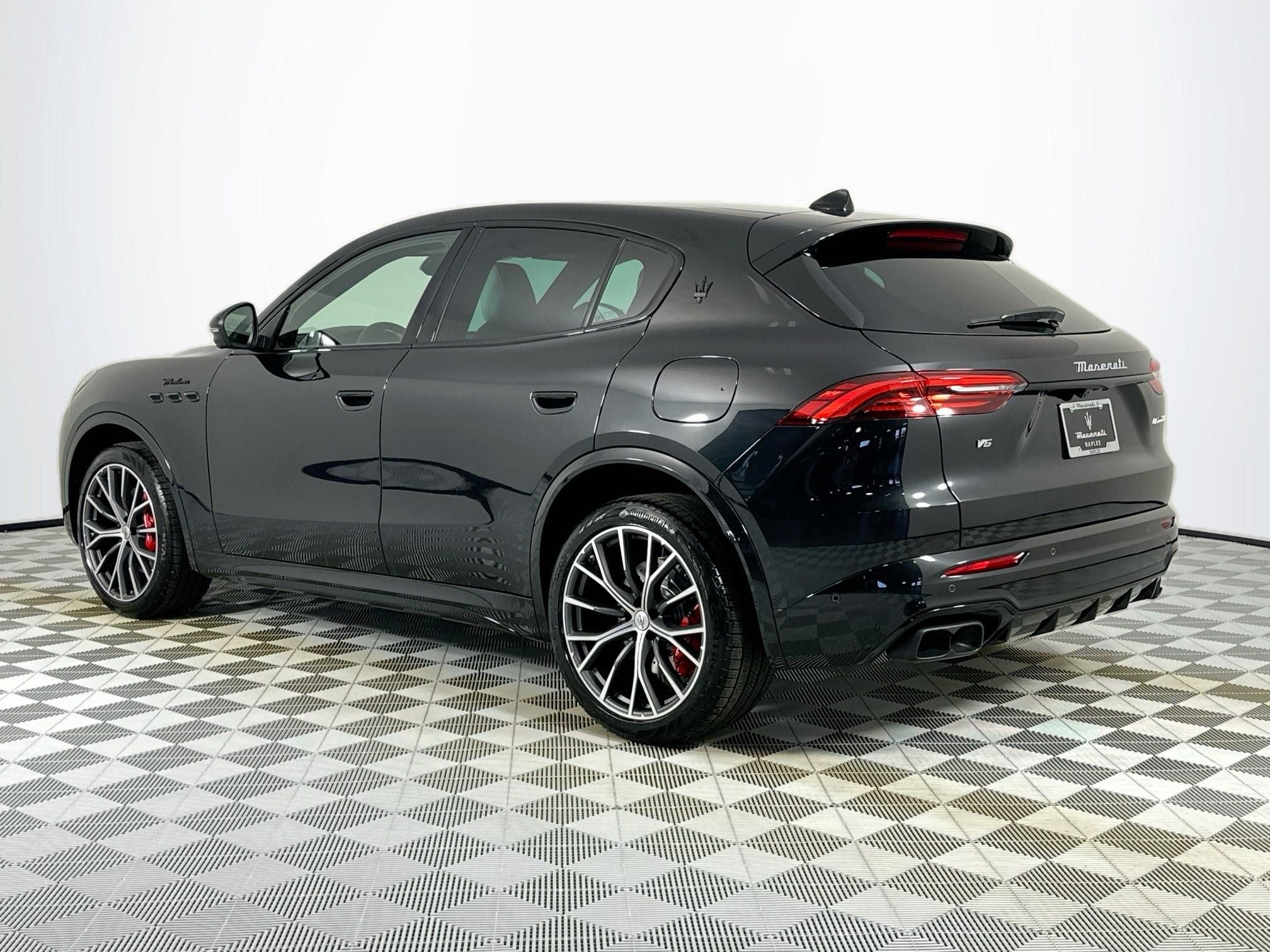2026 Maserati Grecale Modena