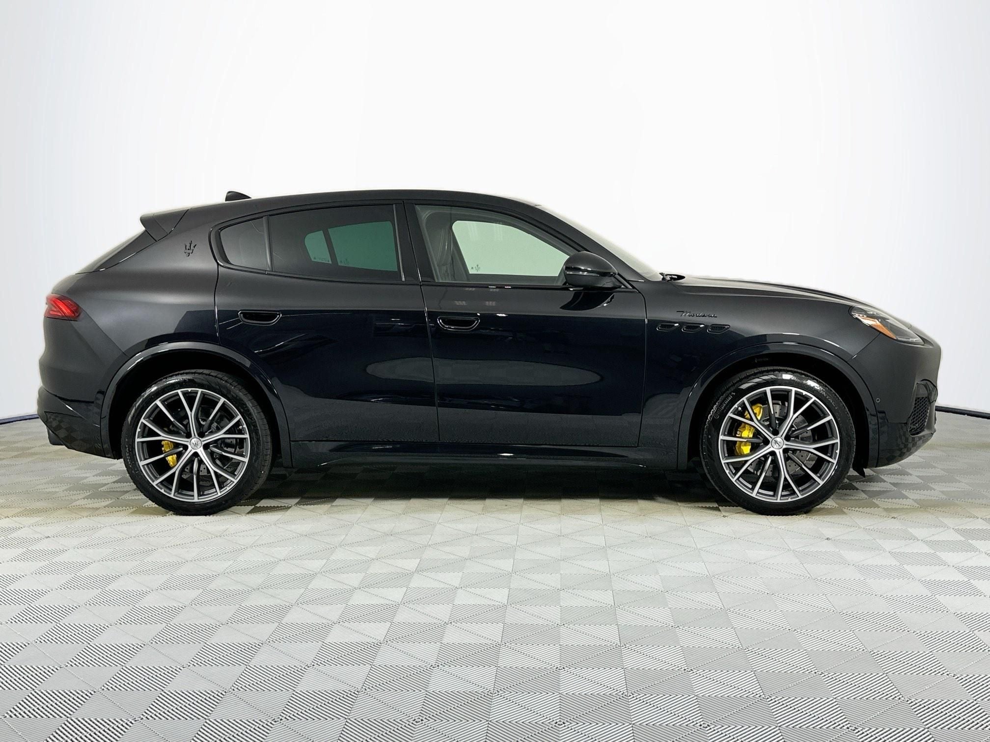 2026 Maserati Grecale Modena