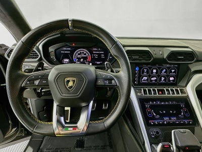2019 Lamborghini Urus Base