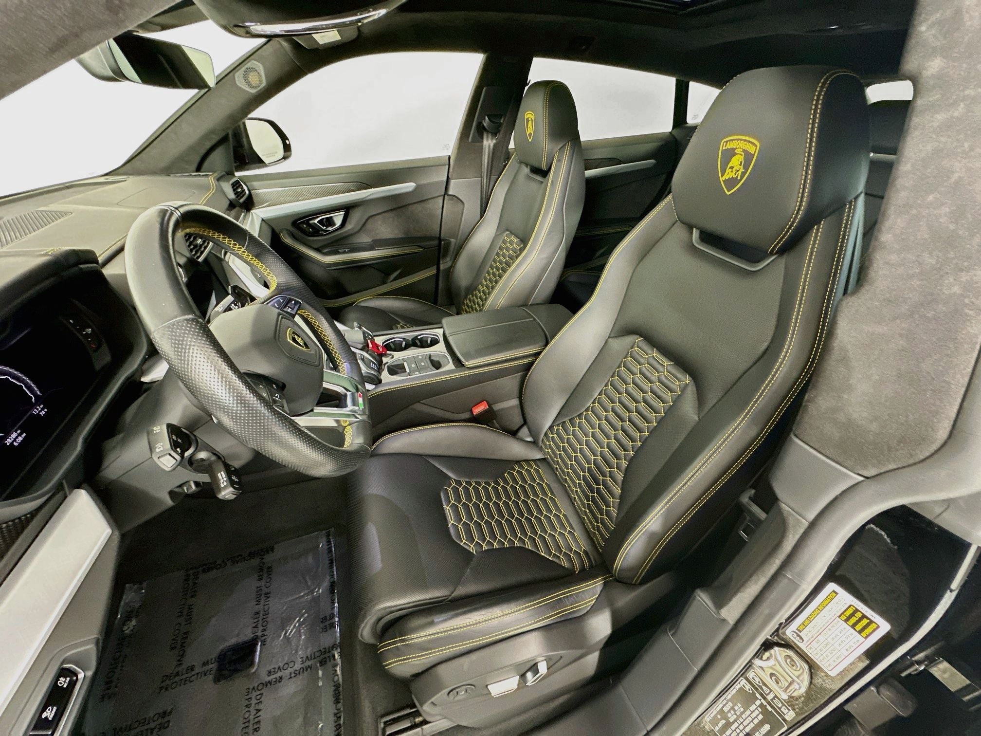 2019 Lamborghini Urus Base