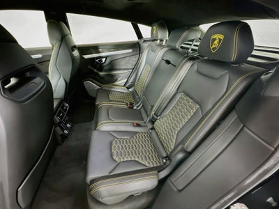 2019 Lamborghini Urus Base