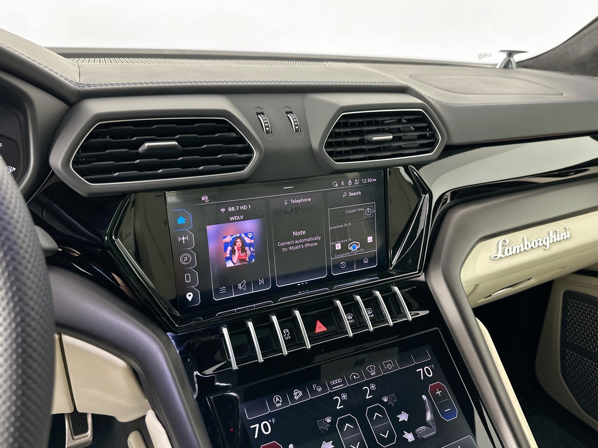 2023 Lamborghini Urus S