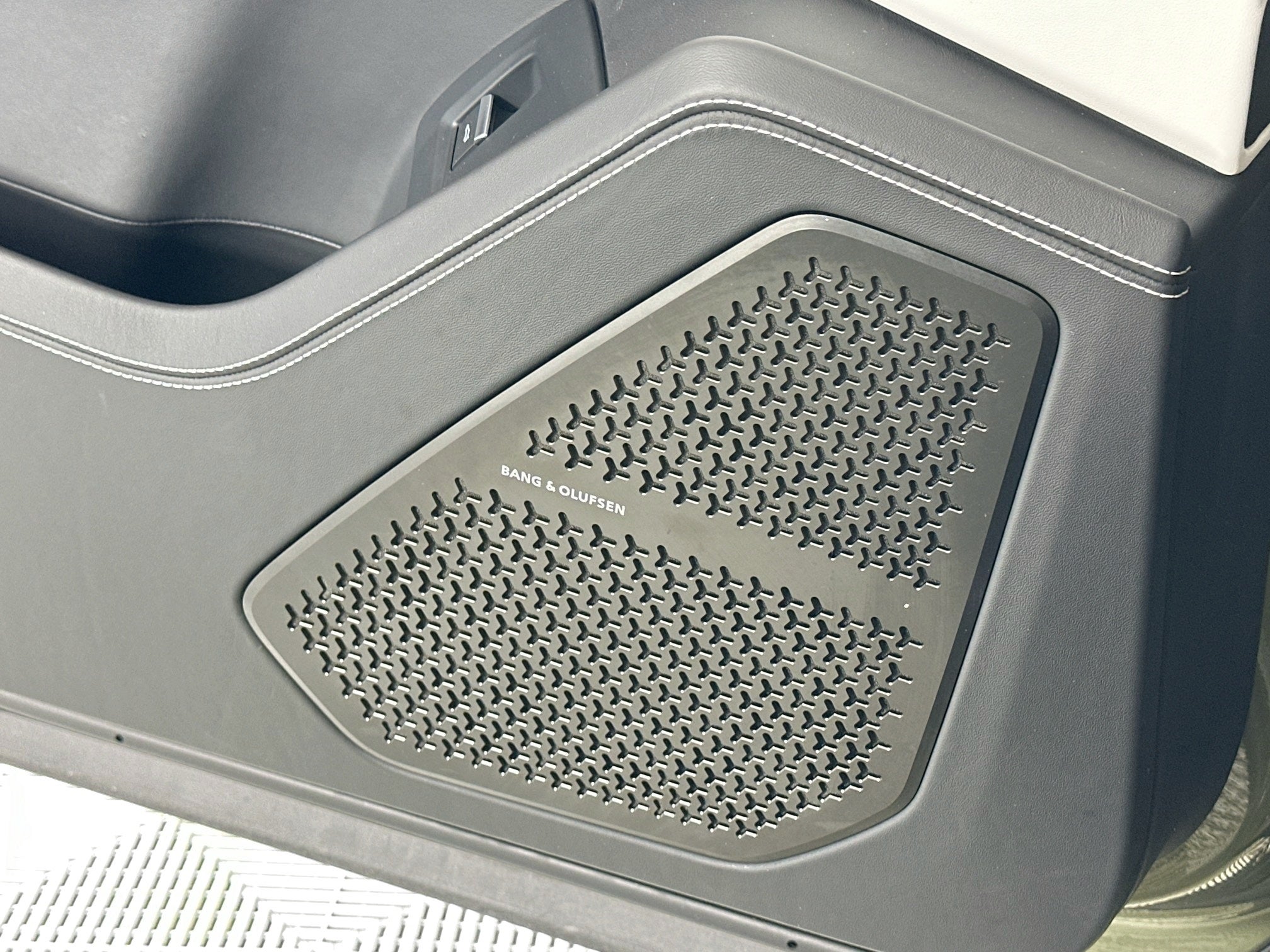 2024 Lamborghini Urus S