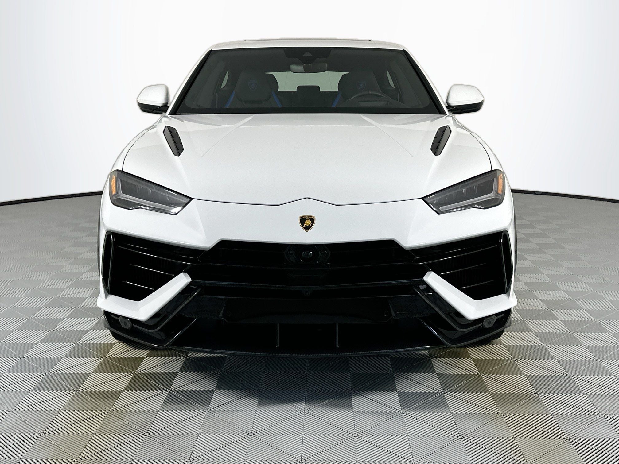 2024 Lamborghini Urus Performante