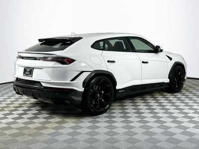 2024 Lamborghini Urus Performante