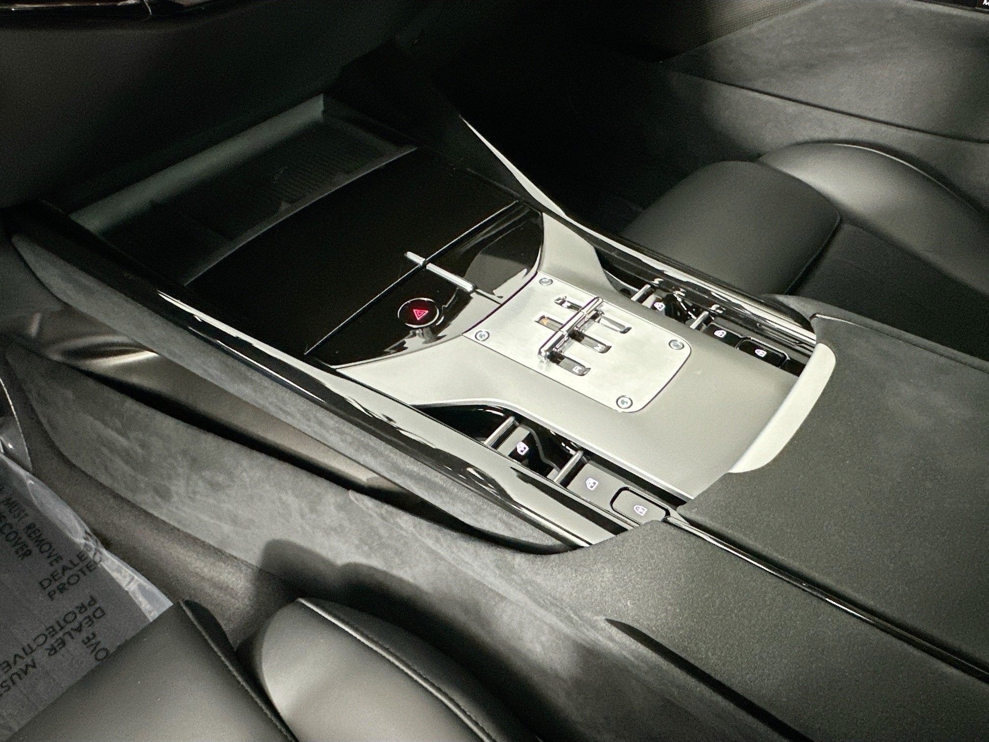 2023 Ferrari Purosangue Base