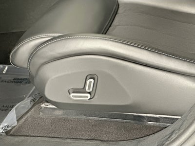 2023 Ferrari Purosangue Base