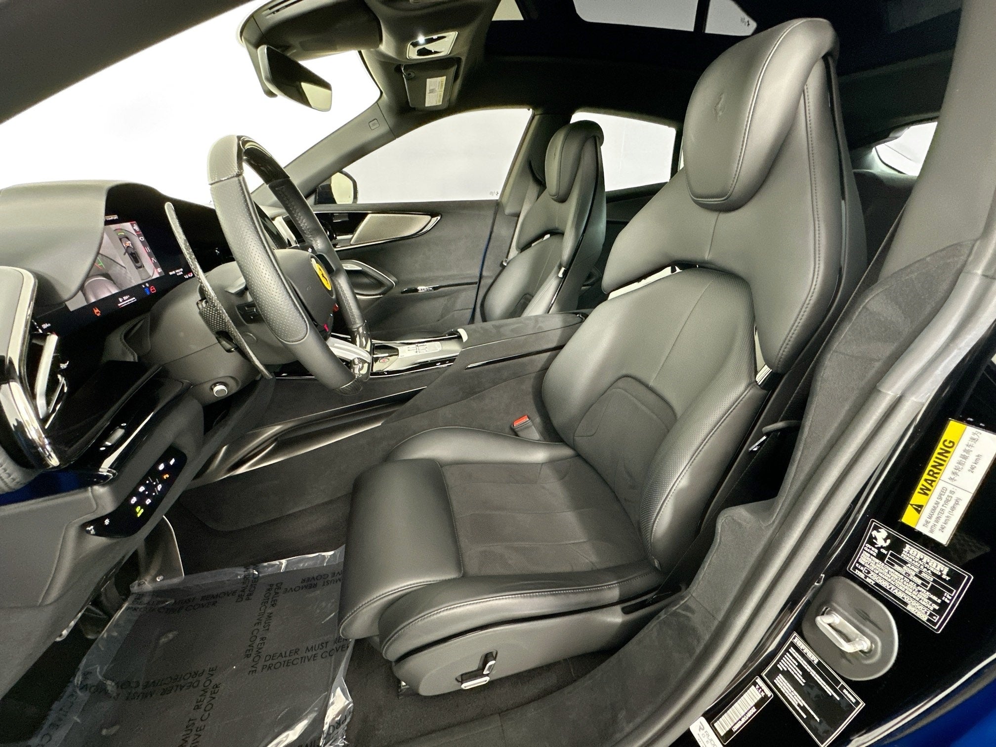 2023 Ferrari Purosangue Base