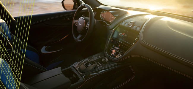 2022 Aston Martin DBX707 – Dashboard